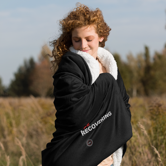 I BE Recovering Blanket (Black)